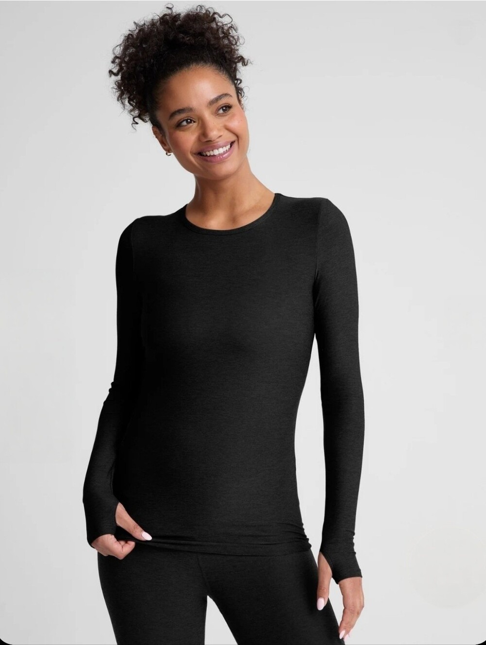 Featherweight Classic Crew Pullover, Size Medium, NWT